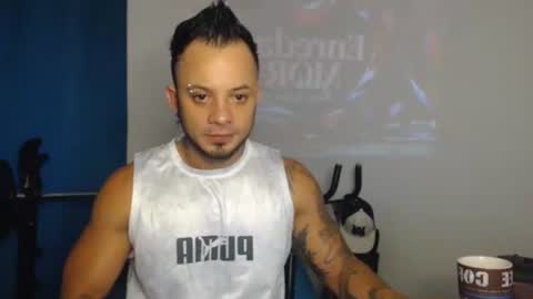 Snapshot of jacobjamess chatting on 12-17-25, 12:11 jacobjamess online show from 12-17-25, 12:11