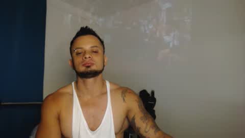 Snapshot of jacobjamess chatting on 12-18-25, 04:40 jacobjamess online show from 12-18-25, 04:40