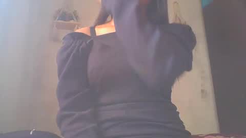 Snapshot of jacqueline_fernandez chatting on 01-29-25, 09:44 jacqueline_fernandez online show from 01-29-25, 09:44