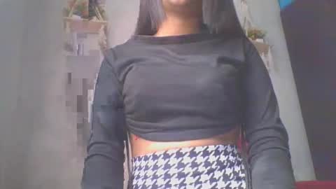 Snapshot of jacqueline_fernandez chatting on 02-18-25, 06:37 jacqueline_fernandez online show from 02-18-25, 06:37