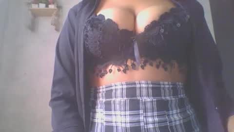 Snapshot of jacqueline_fernandez chatting on 10-18-25, 07:20 jacqueline_fernandez online show from 10-18-25, 07:20