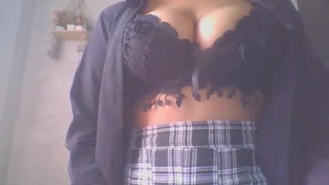 Snapshot of jacqueline_fernandez chatting on 10-25-25, 06:21 jacqueline_fernandez online show from 10-25-25, 06:21