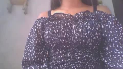 Snapshot of jacqueline_fernandez chatting on 11-28-25, 07:22 jacqueline_fernandez online show from 11-28-25, 07:22