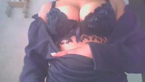 Snapshot of jacqueline_fernandez chatting on 12-04-25, 08:12 jacqueline_fernandez online show from 12-04-25, 08:12