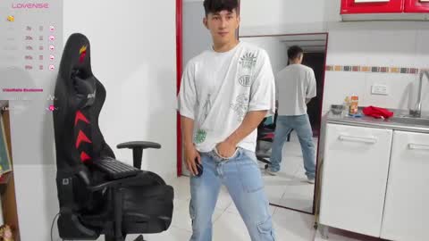 jacobo online show from 02-25-25, 02:33