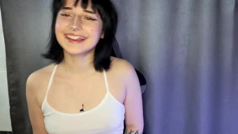 Snapshot of jacquiepoche chatting on 03-05-26, 01:18 Sofia online show from 03-05-26, 01:18