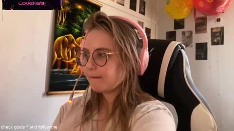 jacywinslat online show from 10-18-25, 01:34