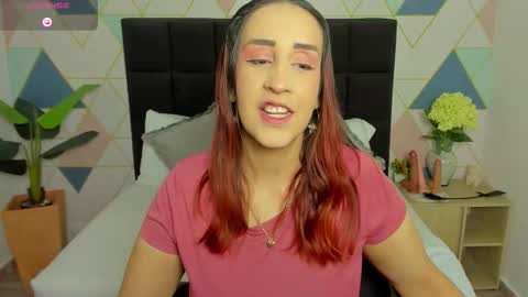 Snapshot of jadde13 chatting on 10-14-25, 07:58 Jadde online show from 10-14-25, 07:58