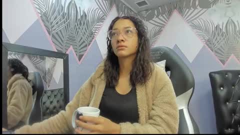 Snapshot of jadde_greyy_ chatting on 12-14-25, 11:48 Jadde Greyy online show from 12-14-25, 11:48