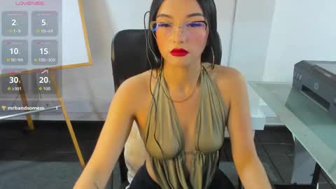 jade_connor online show from 05-23-26, 08:46