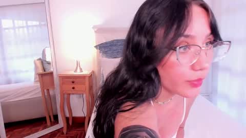 Snapshot of jade_evergreen_ chatting on 12-16-24, 05:54 Jade online show from 12-16-24, 05:54