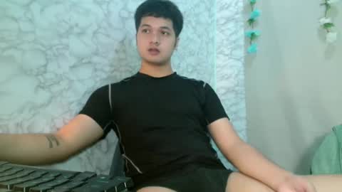 jade_halo online show from 04-21-26, 01:42