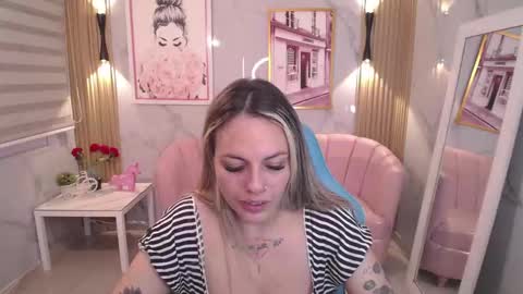 Snapshot of jade_jones_a chatting on 09-24-25, 04:05 Jade  online show from 09-24-25, 04:05