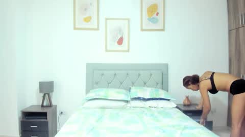 Snapshot of jade_obi chatting on 02-17-26, 05:08 Jade smile online show from 02-17-26, 05:08