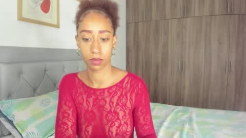 Snapshot of jade_obi chatting on 02-19-26, 02:02 Jade smile online show from 02-19-26, 02:02