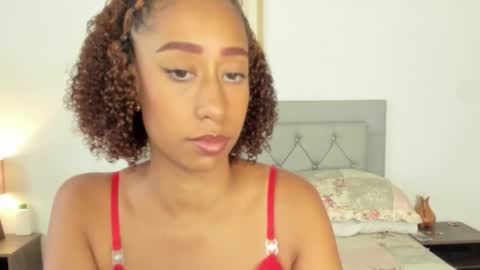 Snapshot of jade_obi chatting on 03-05-26, 03:08 Jade smile online show from 03-05-26, 03:08