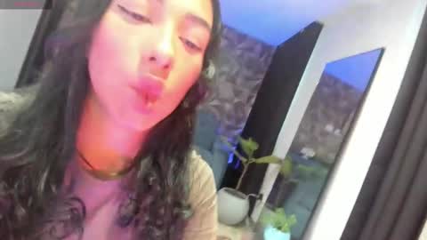 Jade  independent model online show from 09-18-25, 11:01