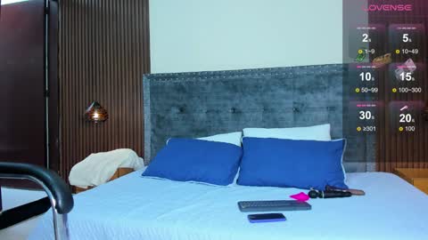 Snapshot of jade_scarllet chatting on 02-23-26, 03:42 karlla scarlet online show from 02-23-26, 03:42