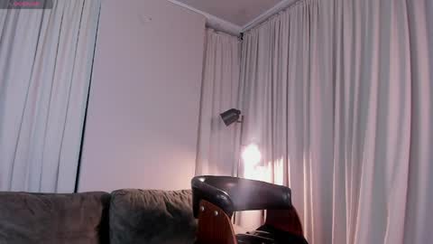 jade_star__ online show from 06-06-26, 12:27