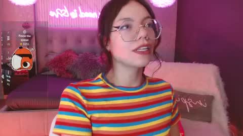 Snapshot of jade_storm_ chatting on 05-24-26, 09:09 JADE online show from 05-24-26, 09:09