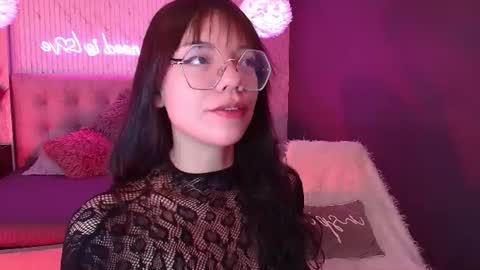 Snapshot of jade_storm_ chatting on 06-11-26, 02:04 JADE online show from 06-11-26, 02:04