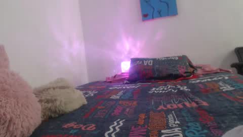 Jade Watson online show from 10-19-25, 09:37