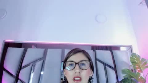 jade white  online show from 11-26-25, 01:45