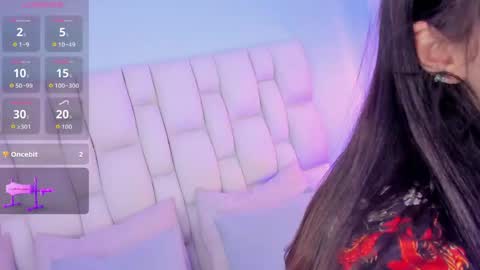 Jade Red  online show from 05-31-26, 10:22
