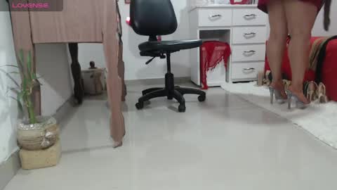 Jade online show from 05-05-26, 04:09