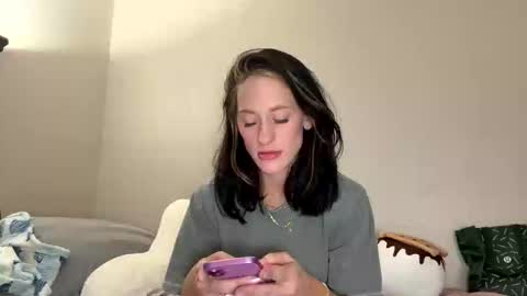 Snapshot of jadeee__ivy chatting on 02-28-26, 01:23 sexyeyes neverlie online show from 02-28-26, 01:23