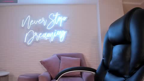 JADE EVANS online show from 02-26-25, 08:11