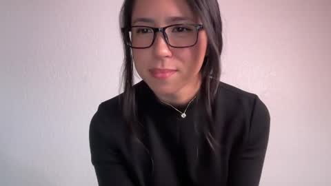 Snapshot of jadelove_ chatting on 05-13-26, 07:55 Jade Love online show from 05-13-26, 07:55
