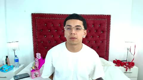Jaden and Sofia  online show from 05-12-26, 03:03