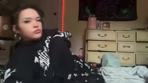 Snapshot of jadenragexoxo chatting on 04-15-26, 02:29 jadenragexoxo online show from 04-15-26, 02:29