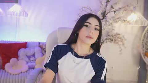 Jade Summer online show from 11-29-25, 11:35