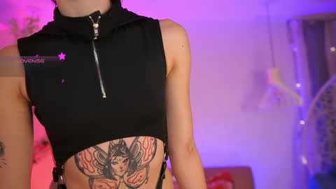 Jade Summer online show from 04-22-26, 11:34