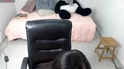 Snapshot of jadesunny chatting on 07-04-26, 12:17 JADE 3 online show from 07-04-26, 12:17