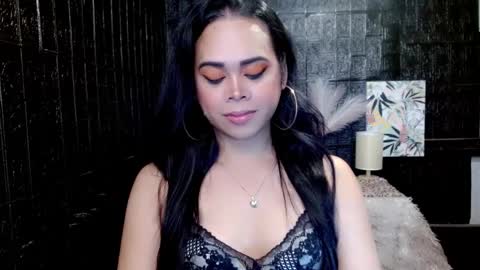 Jade online show from 12-22-24, 12:27