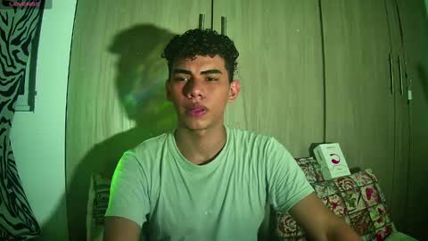 javi15  online show from 12-04-24, 06:22