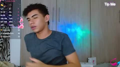 javi15  online show from 12-11-24, 12:44