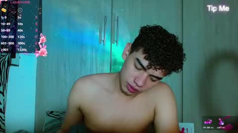 javi15  online show from 12-15-24, 09:35