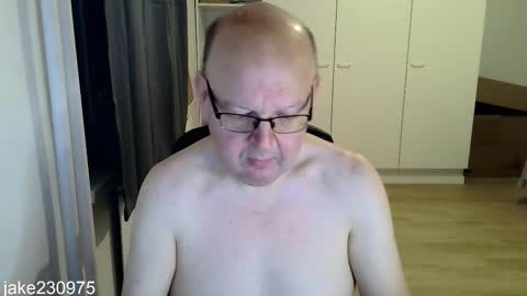 Snapshot of jake230975 chatting on 11-29-25, 09:40 Jake2309 online show from 11-29-25, 09:40