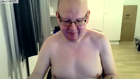 Snapshot of jake230975 chatting on 03-11-26, 07:42 Jake2309 online show from 03-11-26, 07:42