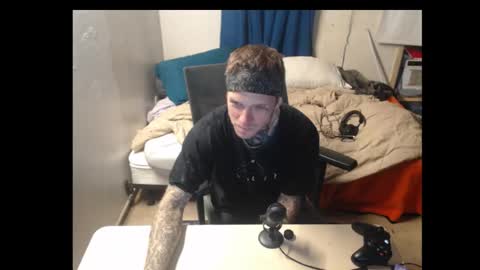 showingitoff online show from 10-27-25, 01:20