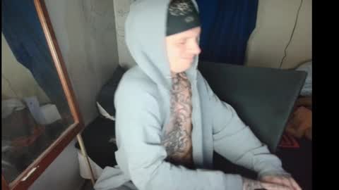 showingitoff online show from 02-02-26, 04:00