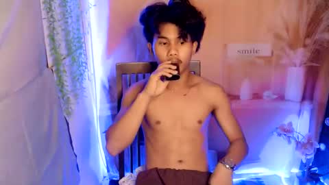 jake_cummer7 online show from 05-25-26, 05:35