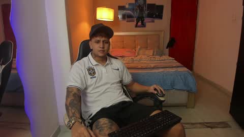 Jake Pons online show from 01-11-25, 01:48