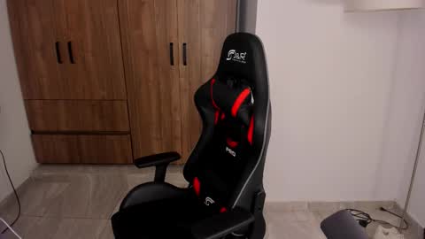 Jake Pons online show from 09-28-25, 02:28