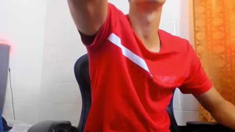 Snapshot of jake_shadow14 chatting on 02-05-25, 05:20 Hi guys im new 3 online show from 02-05-25, 05:20