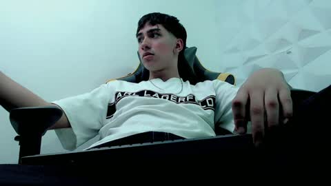 Snapshot of jake_tripp chatting on 12-09-24, 03:40 jake_tripp online show from 12-09-24, 03:40